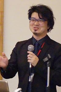 向井田明 氏